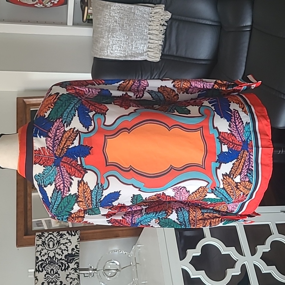 Woman's Blouse - Picture 5 of 8